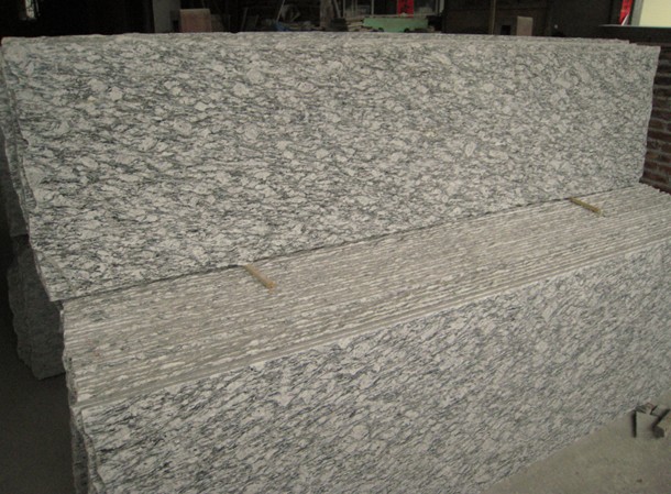 spray white slab